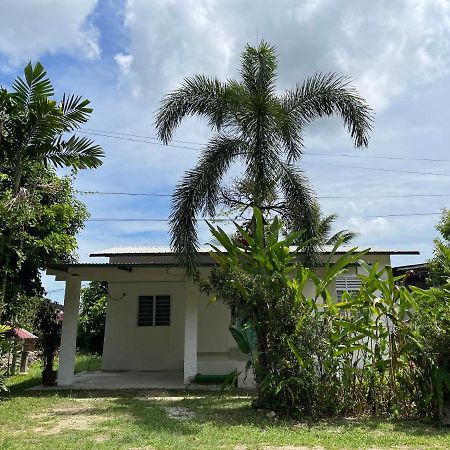 Cosy Little Home Near To The Town Pasir Puteh Εξωτερικό φωτογραφία